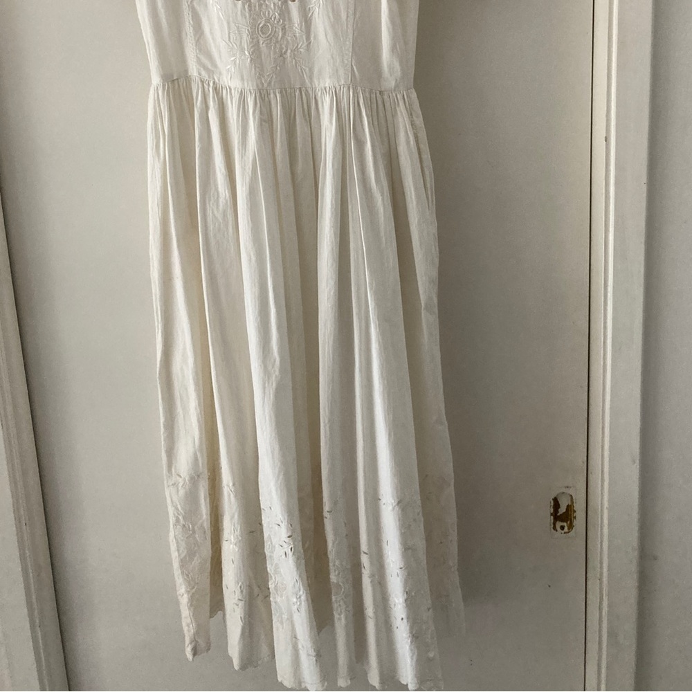 VINTAGE Dress - Picture 12 of 15